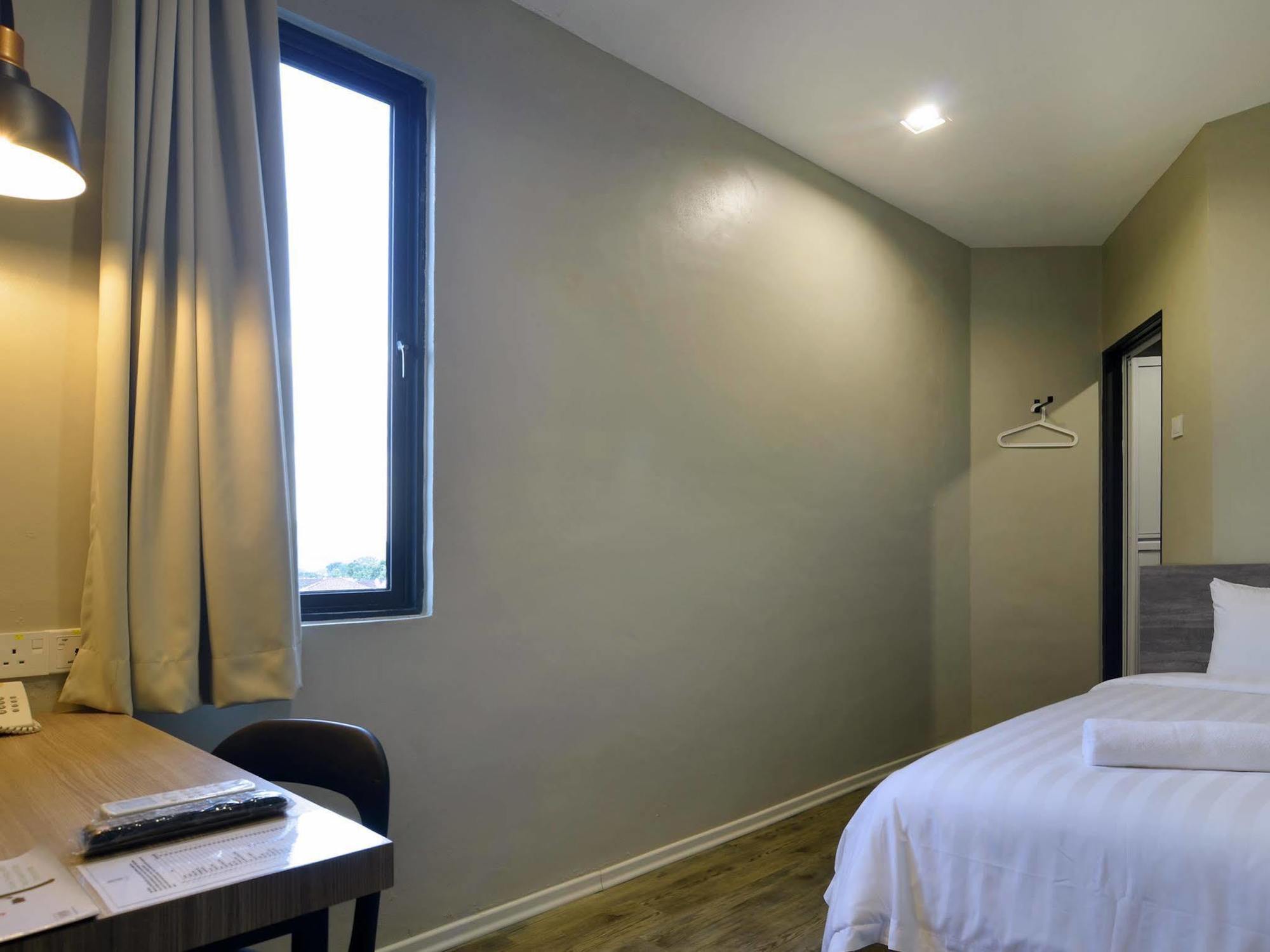 Chariton Hotel Alma Bukit Mertajam Zewnętrze zdjęcie